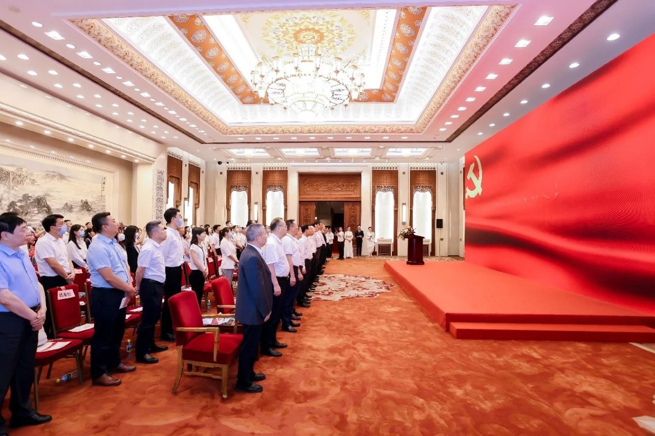 “挑擔(dān)茶葉上北京—五彩湘茶匯報(bào)會(huì)”在京成功舉辦